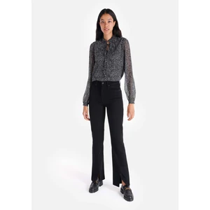 Regular Fit Yüksel Bel Yırtmaçlı Paça Kadın İndigo Jean Pantolon