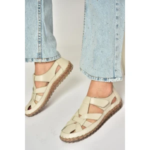 Fox Shoes U555413003 Bej Kadın Sandalet