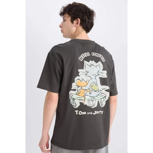 %100 Pamuk Tom & Jerry Boxy Fit Bisiklet Yaka Sırt Baskılı Kısa Kollu Tişört E0617AX25SM
