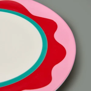 Kitchen Granny Servis Tabağı - Pembe / Kırmızı - 25 cm