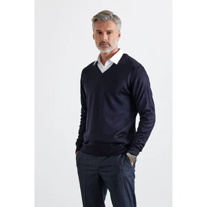 Erkek Büyük Beden Standart Fit Normal Kesim V Yaka Triko Kazak