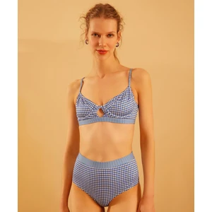 Yüksek Belli Bikini Altı