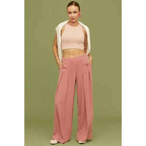 Volanlı Bol Kesim Krep Pantolon - Pembe