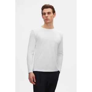 D'S Damat Slim Fit Beyaz Bisiklet Yaka  Pamuk Nefes Alabilen Uzun Kollu Body Tişört