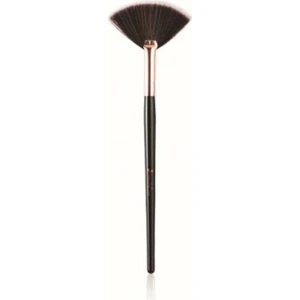 Siyah Yelpaze Highlighter Fırçası 576