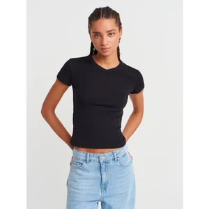31673 V Yaka T-Shirt-Siyah