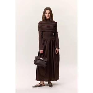 Geniş Etekli Uzun Elbise Kahverengi