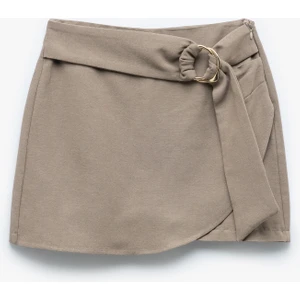 Viskon Keten Karışımlı Metal Aksesuarlı Kemerli Kruvaze Şort Etek