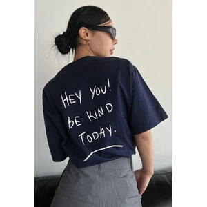 Kadın Lacivert Hey You Baskılı Oversize T-Shirt