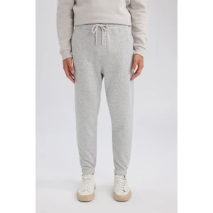 Jogger Eşofman Altı Standart Fit Basic Düz Beli Bağcıklı Lastikli Paça Cepli A6468AX24AU