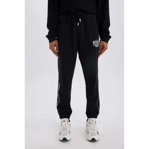 DeFactoFit Kalın Jogger Eşofman Altı NBA Wordmark Standart Fit Cepli Esnek Bantlı Paça D3231AX24WN