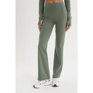 DeFactoFit Flare Fit Eşofman Altı İspanyol Paça Standart Boy Basic Düz B3988AX25SP