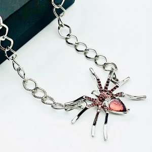 Kırmızı Mineli Örümcek Kolye