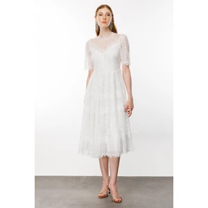Nefeli Dantelli Midi Elbise - 3/4 Kol, Yuvarlak Yaka, Özel Gün Elbisesi