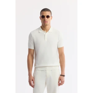 Avva Erkek Ekru Regular Fit Polo Yaka Dokulu Basic Triko T-shirt B005120