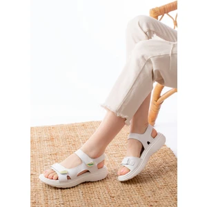 DM-363  Beyaz Baret Cırtlı Dikişli Günlük Kadın Sandalet