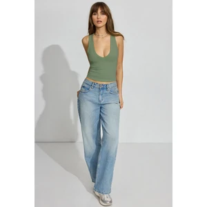 Açık Yeşil Derin V Yaka %100 Pamuklu Basic Kadın Atlet MG2405