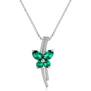 Zümrüt Taşlı Işıltılı Diamond Fiyonk Kelebek Kadın Gümüş Kolye
