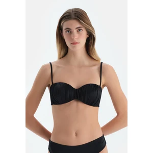 Siyah Straplez Bikini Üst