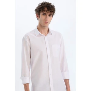 Modern Fit Polo Yaka Basic Düz Uzun Kollu Beyaz Gömlek E5045AX25SM