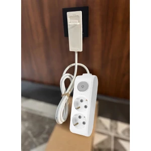 Ultra İnce Fişli Uzatma Kablosu 2’li Anahtarlı (1.5 m) – Dar Alanlar İçin Pratik Çözüm