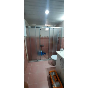 Giray Duşakabin 180 cm ile 200CM Arası 2sabit 2 Sürgülü Ortadan Girişli parlak profil Mika duşakabin