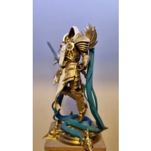 Diablo Tyrael 24 cm Figür