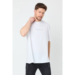 Beyaz Baskılı  Basic Erkek Oversize Bisiklet Yaka Kısa Kollu T-Shirt