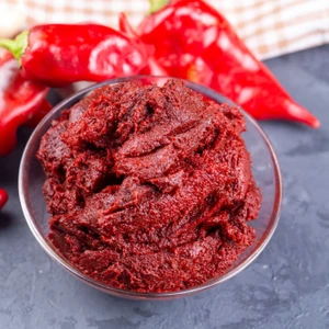 Yesemek Salça Yesemek Acı Güneşte Kurutulmuş Biber Salçası