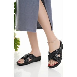 Kadın Günlük Terlik Siyah Şık Rahat Deniz Plaj Çeyiz Bohça Terliği