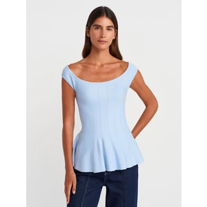 10741 Kayık Yaka Volanlı Triko Bluz-Mavi