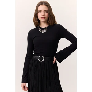 Evaze Kollu Body Siyah