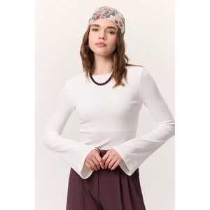 Evaze Kollu Body Ekru