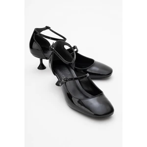 Emly Siyah Rugan Küt Burunlu Kadın Kısa Topuklu Ayakkabı