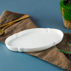 Lunar Oval Tabak 20 cm