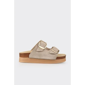 Bej Deri Kadın Terlik