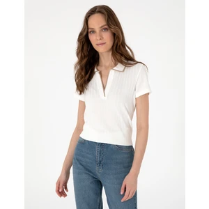 Pierre Cardin Kadın Ekru Slim Fit Basic Tişört 50306039-VR019