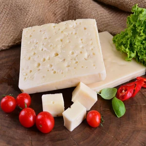 Gurmepark Balıkesir Eski Mihaliç Kelle Peyniri 1 kg
