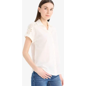 Regular Fit Dantel Detaylı Flamlı Pamuk Kısa Kollu Gömlek F0989AX25SM