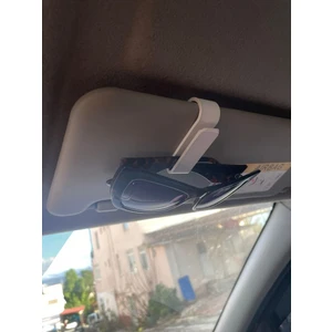 Araba Gözlük Tutacağı