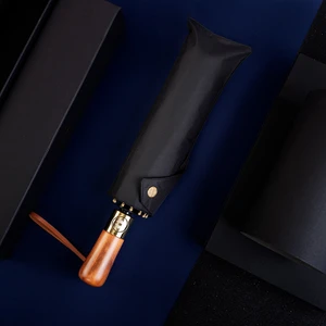 Ahşap Saplı 12 Telli Şemsiye