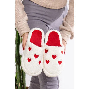 Kadın Peluş Kalpli  Ev Terliği  Peluş Ev Terliği Misafir Terliği Bohça Terliği