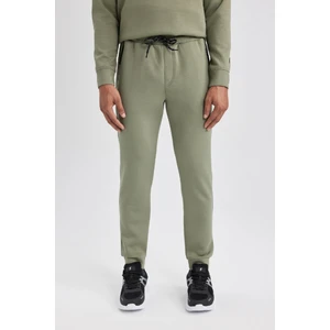 DeFactoFit Sporcu Jogger Eşofman Altı Slim Fit Dar Kesim Skuba Dalgıç Kumaş Standart Paça C0485AX23WN