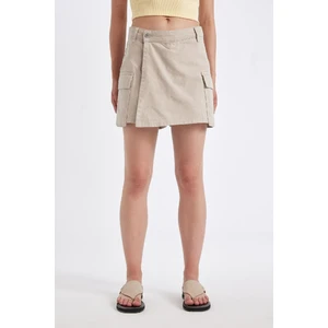 Regular Fit Normal Bel Kargo Cepli Gabardin Şort Etek D4991AX24AU