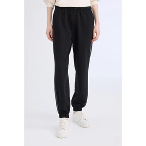 Siyah Jogger Eşofman Altı Cepli Esnek Belli Bağcıklı Dar Paça Uzun Boy E5976AX25SP
