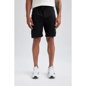 DeFactoFit Slim Fit Dar Kesim Sporcu Standart Paça Şort V3030AZ23SP