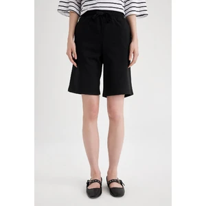 Regular Fit Normal Bel Düz Paça İnce Basic Düz Bermuda Şort W9369AZ24SM
