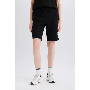 Regular Fit Normal Bel Düz Paça Bermuda Şort W9369AZ25SM