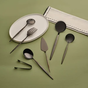 Orion 7 Parça Black Servis Seti Kutulu