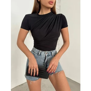 Kısa Kollu Bel Büzgülü Sandy Bluz